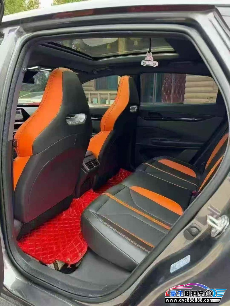 25年长安长安UNI轿车抵押车出售