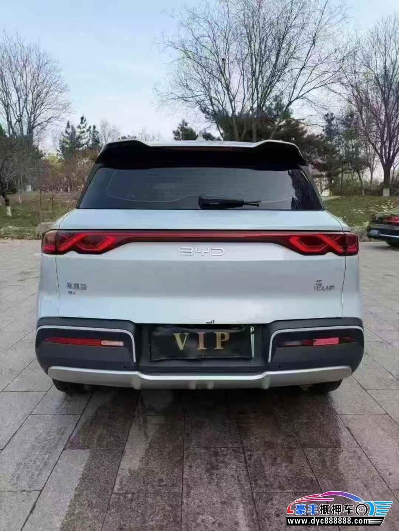 24年比亚迪元轿车抵押车出售