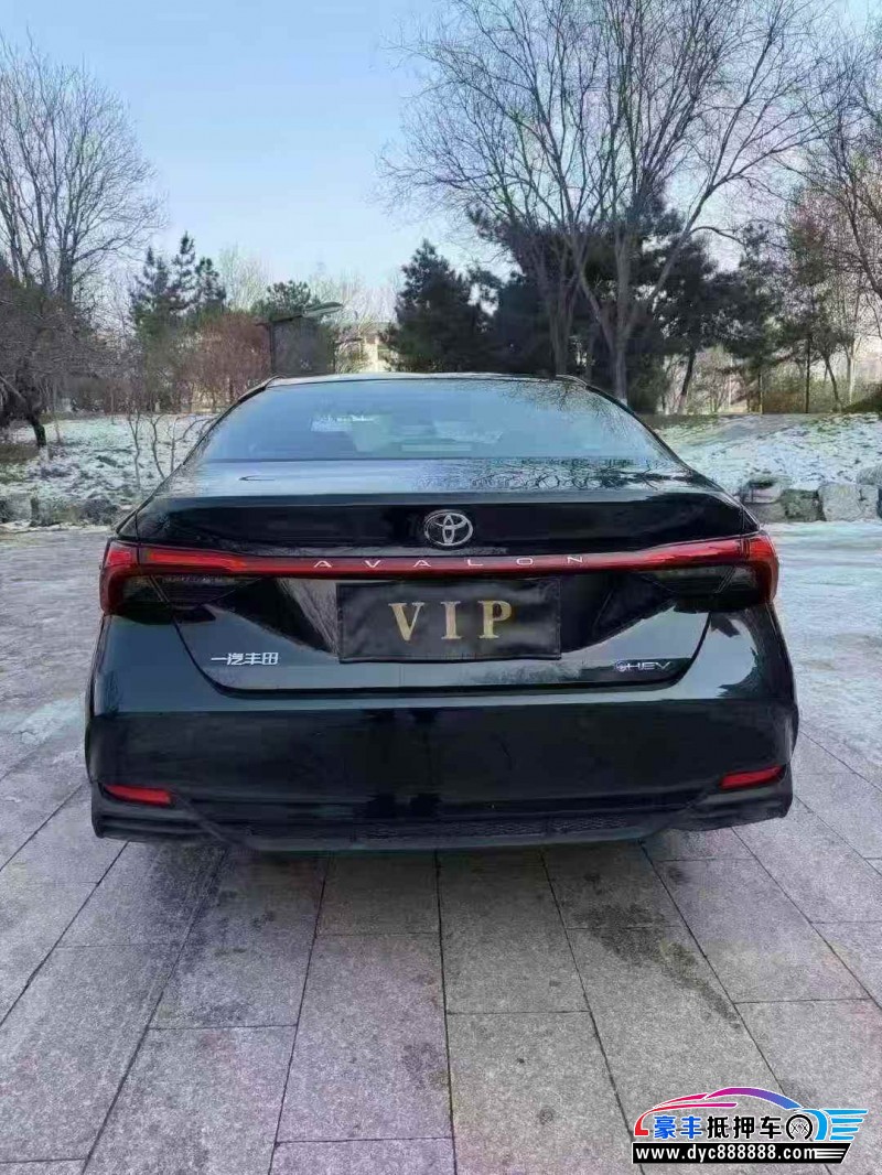 25年丰田亚洲龙轿车抵押车出售