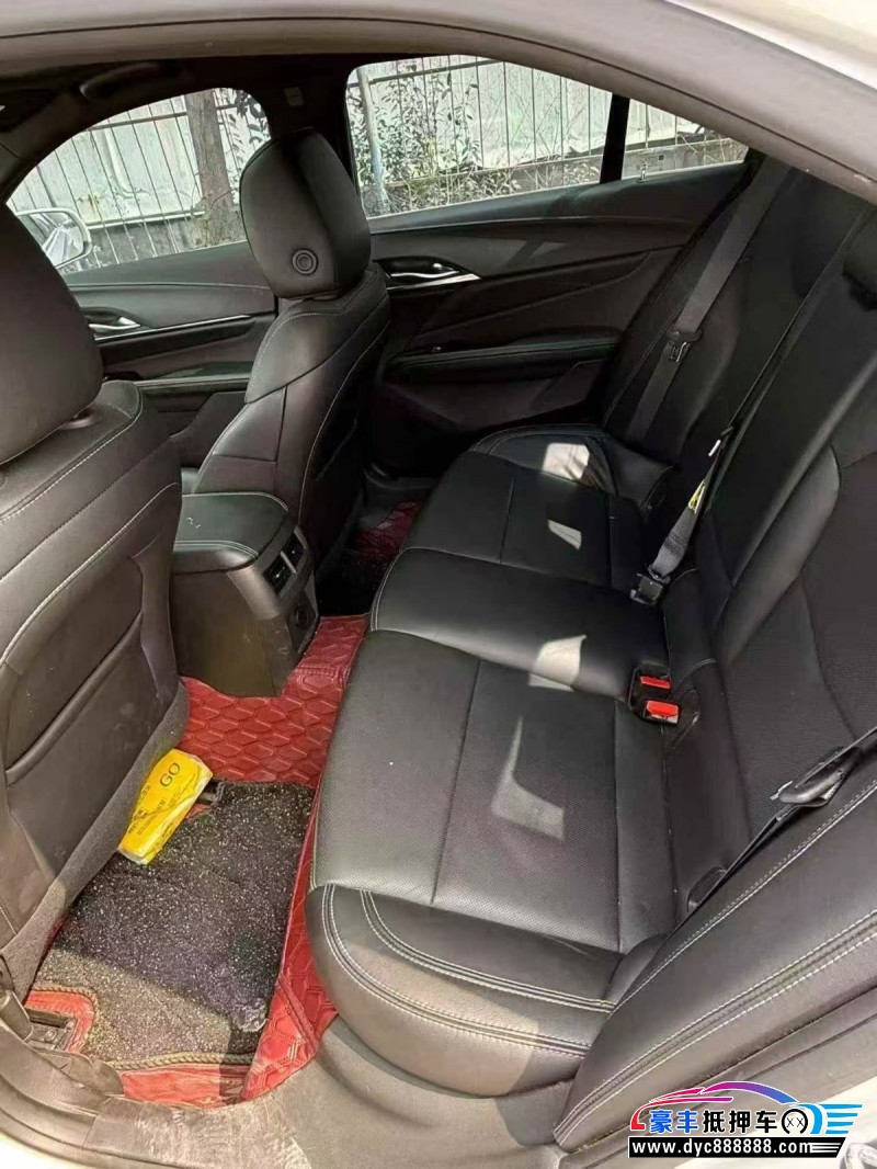 22年凯迪拉克CT4轿车抵押车出售