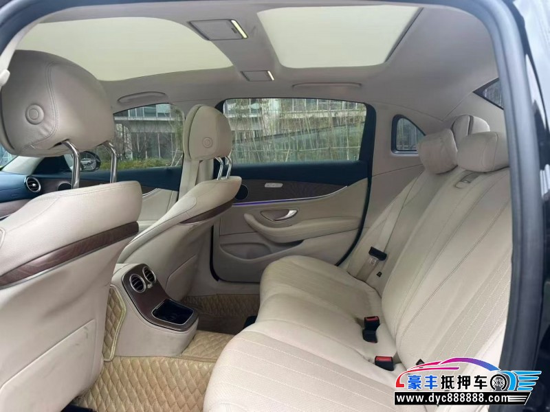 22年奔驰E轿车抵押车出售