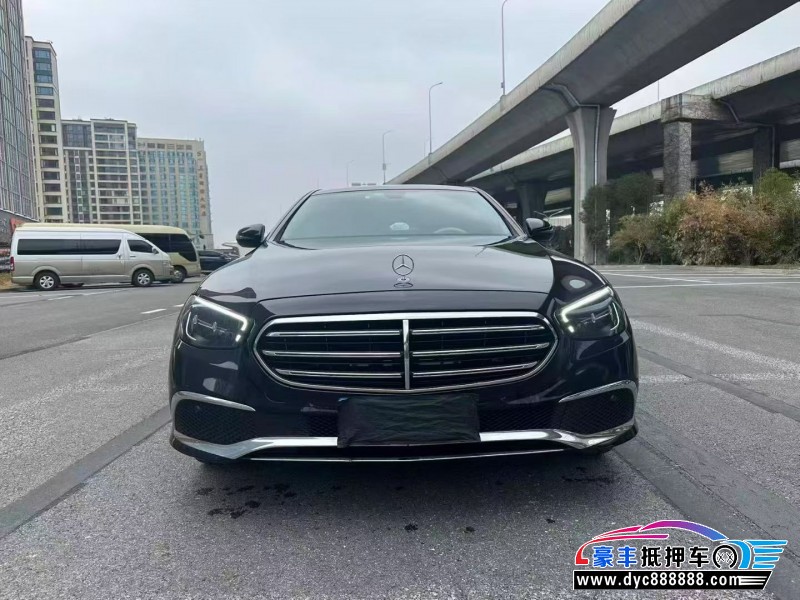 22年奔驰E轿车抵押车出售