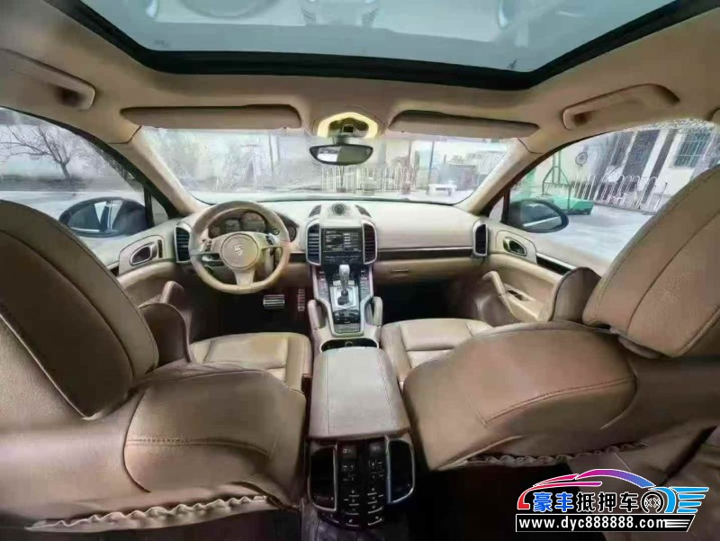 13年保时捷卡宴轿车抵押车出售