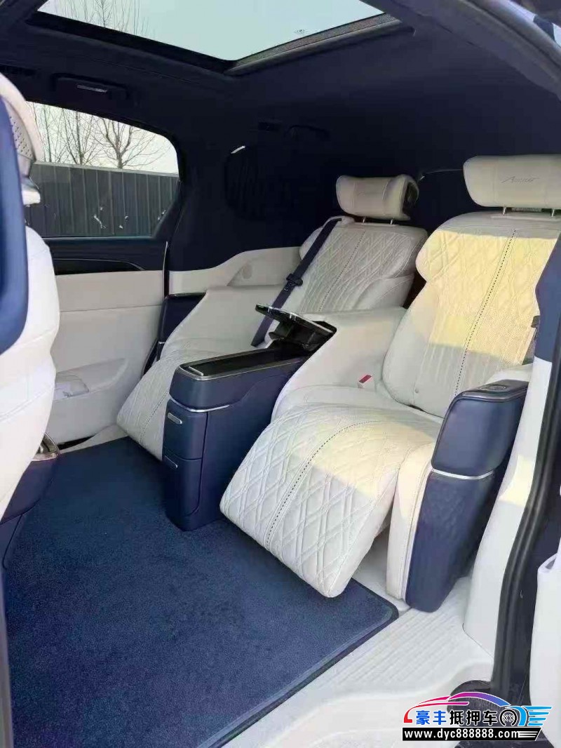 20年别克GL8轿车抵押车出售