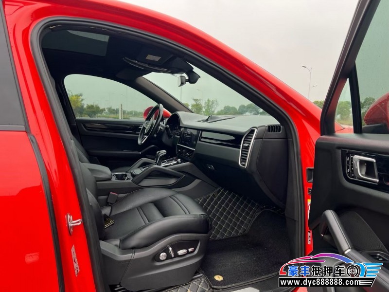 19年保时捷卡宴轿车抵押车出售