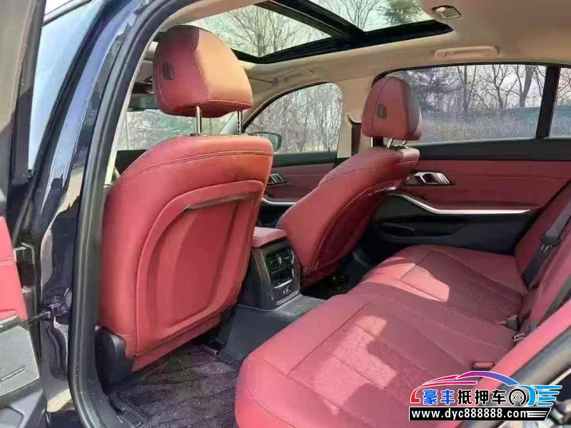 25年宝马i3轿车抵押车出售