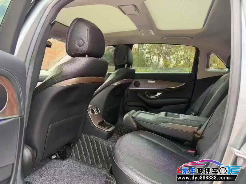 21年奔驰E轿车抵押车出售