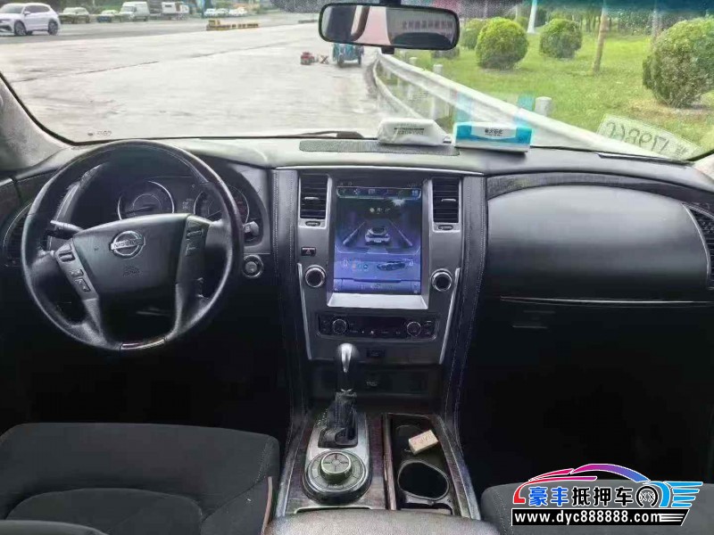 17年日产途乐轿车抵押车出售