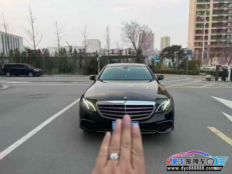 18年奔驰E轿车抵押车出售