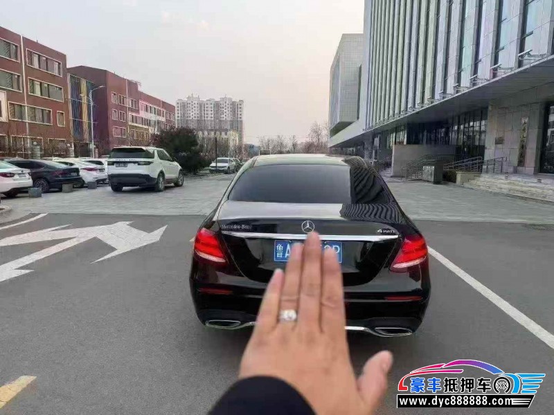 18年奔驰E轿车抵押车出售