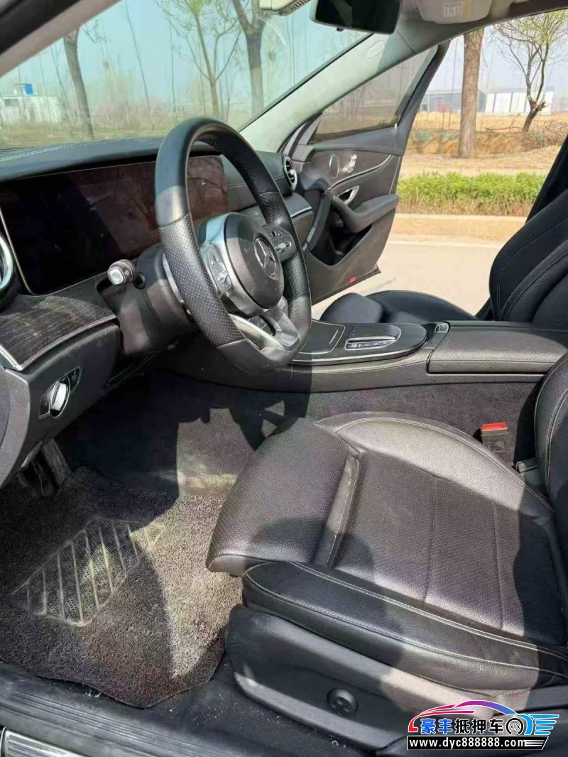 19年奔驰E轿车抵押车出售