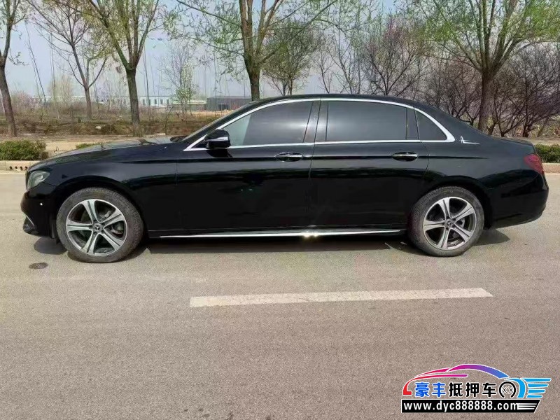 19年奔驰E轿车抵押车出售