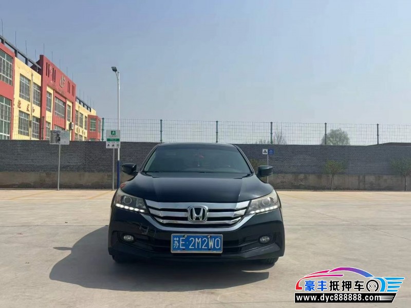 抵押车出售15年本田雅阁轿车