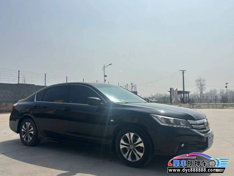 15年本田雅阁轿车抵押车出售