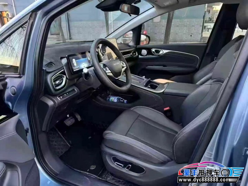 25年埃安v轿车抵押车出售