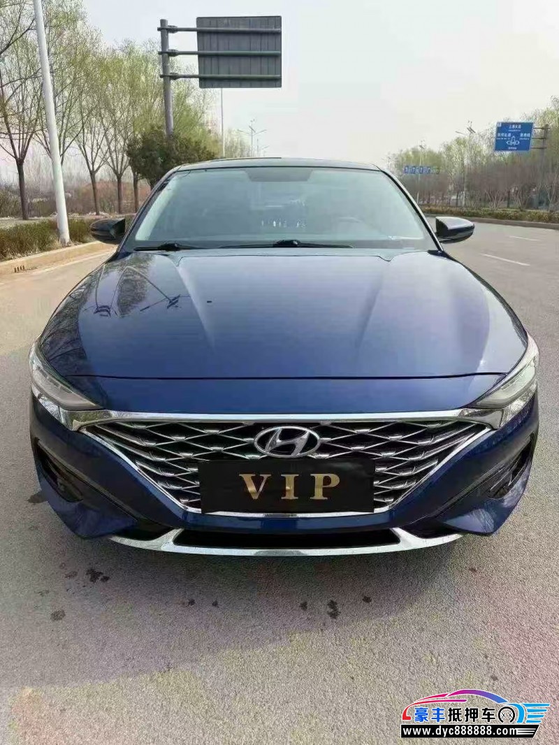 抵押车出售19年现代菲斯塔轿车