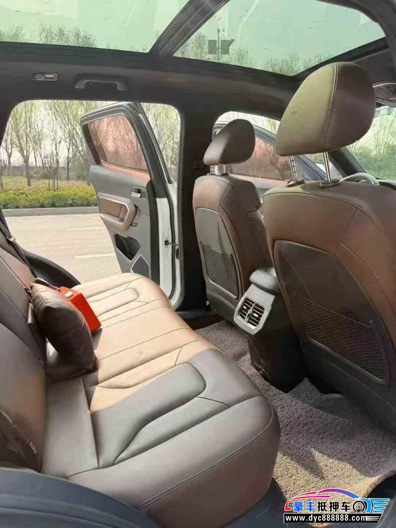 17年长城哈弗H6轿车抵押车出售