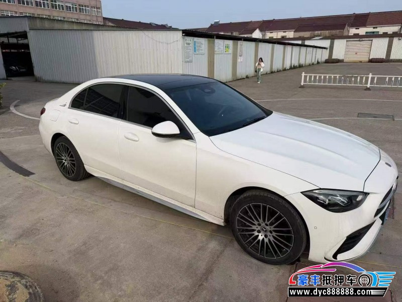 24年奔驰C轿车抵押车出售