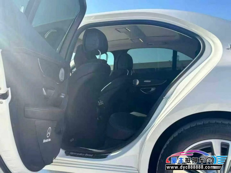 21年奔驰C轿车抵押车出售