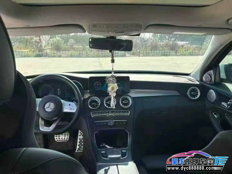 21年奔驰C轿车抵押车出售