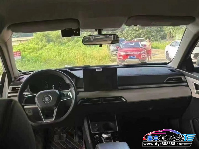 23年比亚迪秦轿车抵押车出售