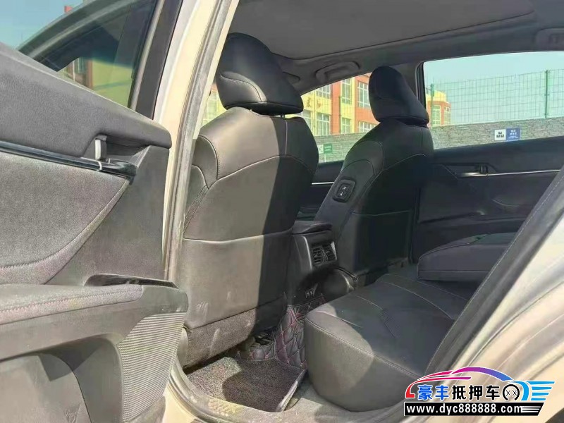 19年丰田凯美瑞轿车抵押车出售