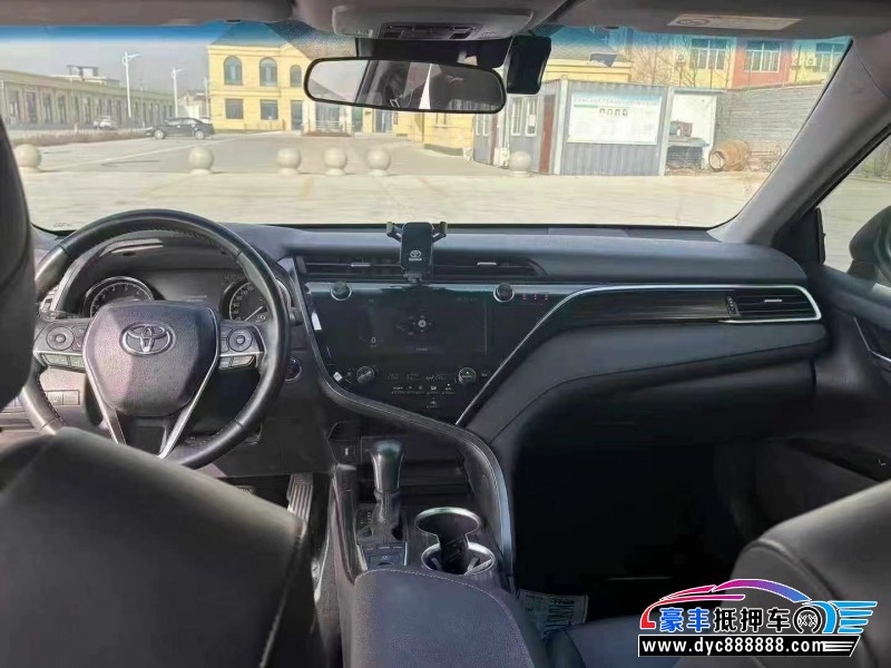 19年丰田凯美瑞轿车抵押车出售