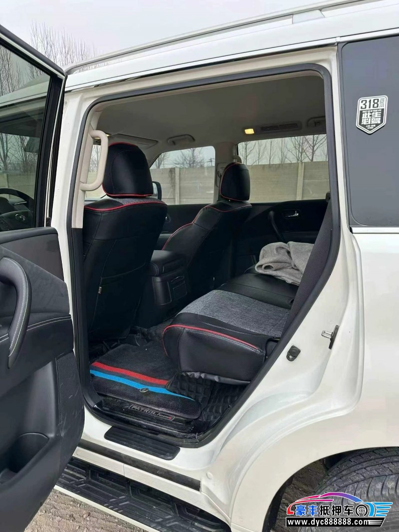 19年日产途乐轿车抵押车出售