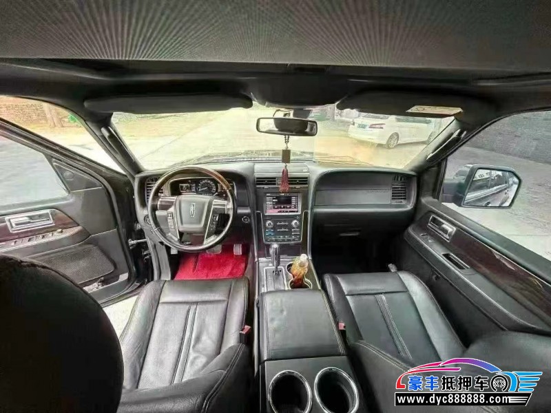 16年林肯领航员轿车抵押车出售