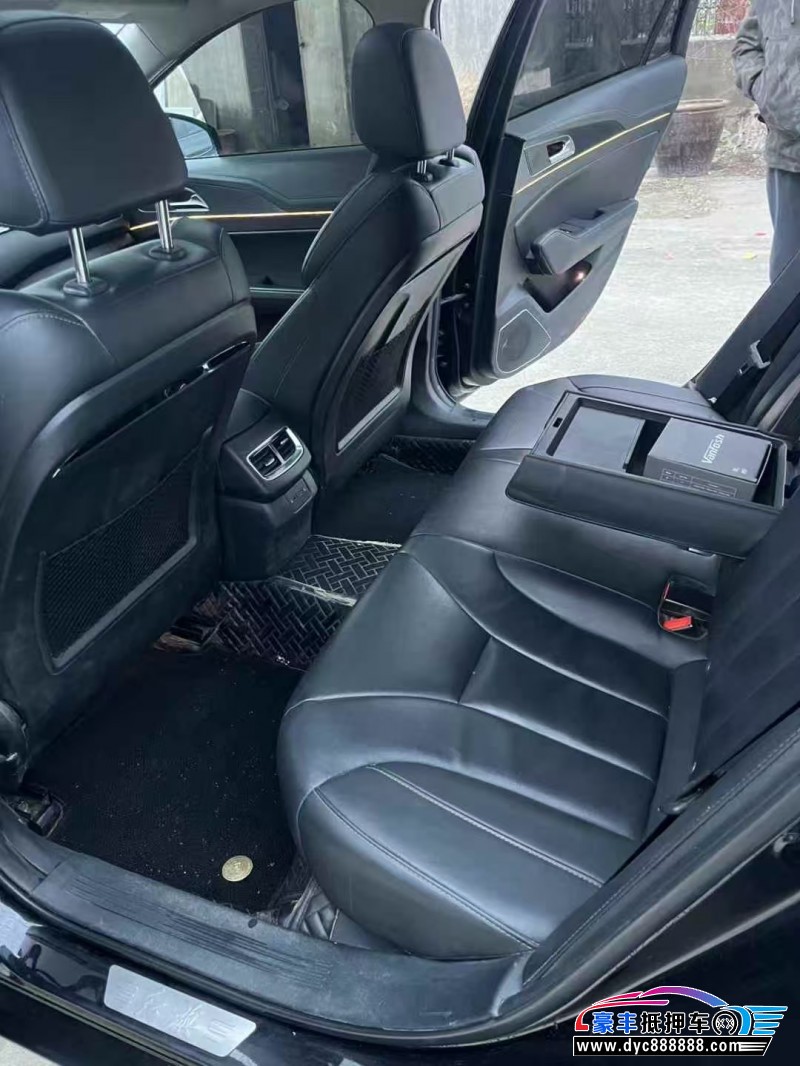 21年红旗H5轿车抵押车出售