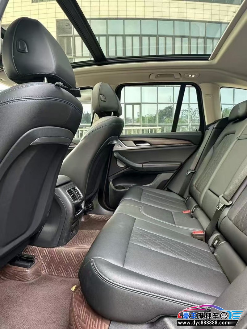 22年宝马X3轿车抵押车出售