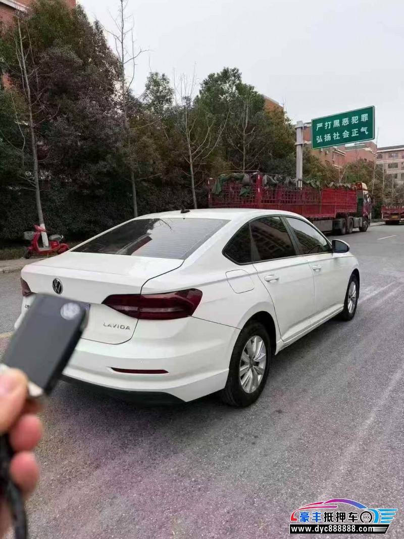 21年大众朗逸轿车抵押车出售