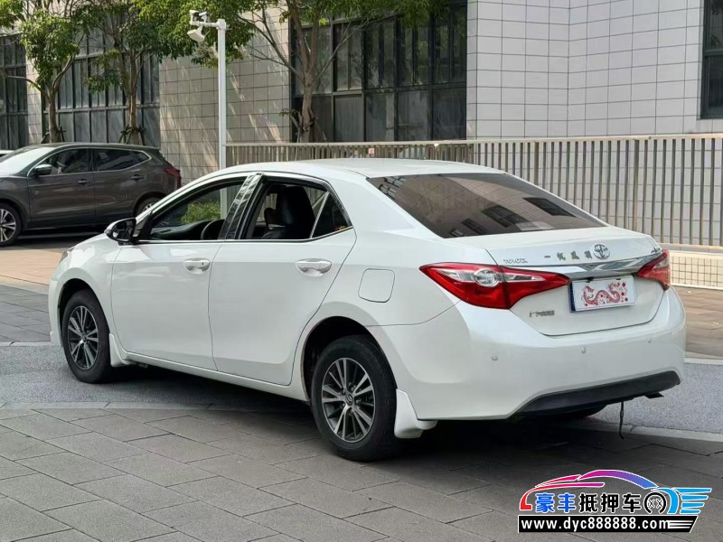 16年丰田雷凌轿车抵押车出售