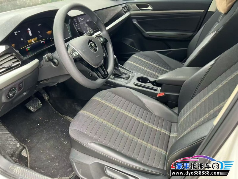 21年大众朗逸轿车抵押车出售