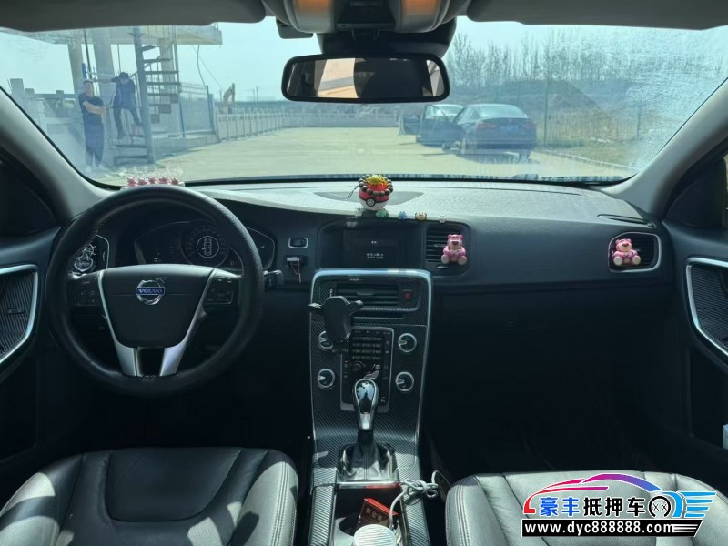 14年沃尔沃S60L轿车抵押车出售