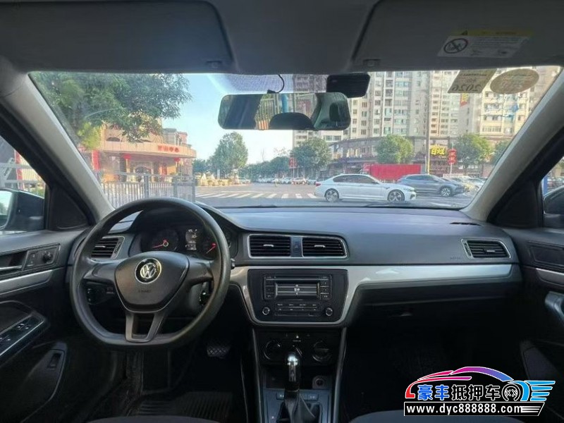 18年大众朗逸轿车抵押车出售