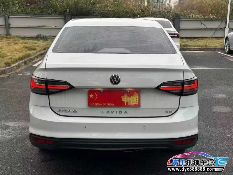 25年大众朗逸轿车抵押车出售