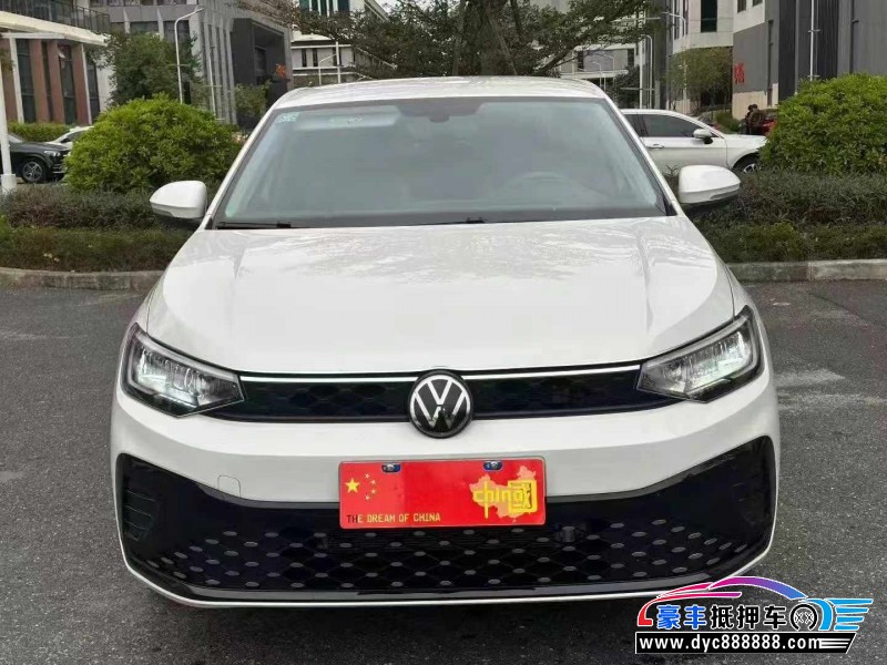 抵押车出售25年大众朗逸轿车