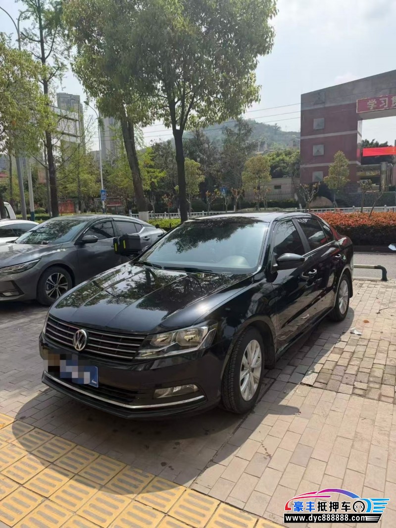 17年大众朗逸轿车抵押车出售