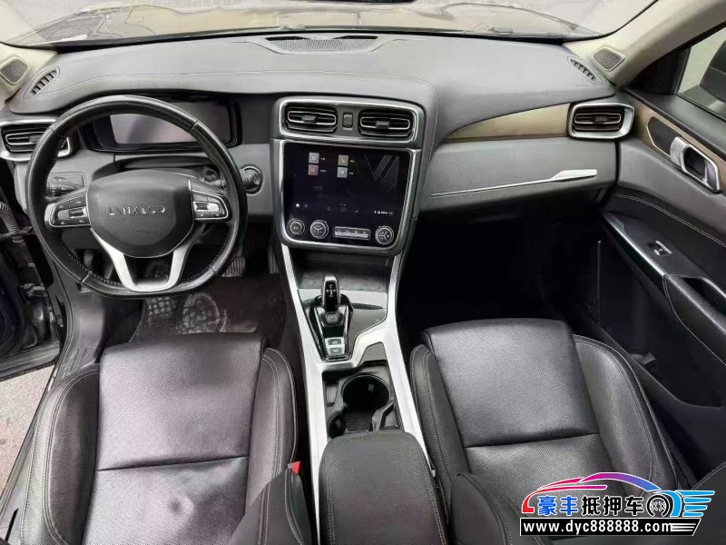 19年领克01轿车抵押车出售