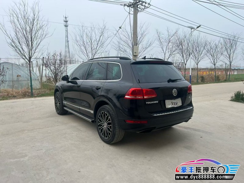 12年大众途锐轿车抵押车出售