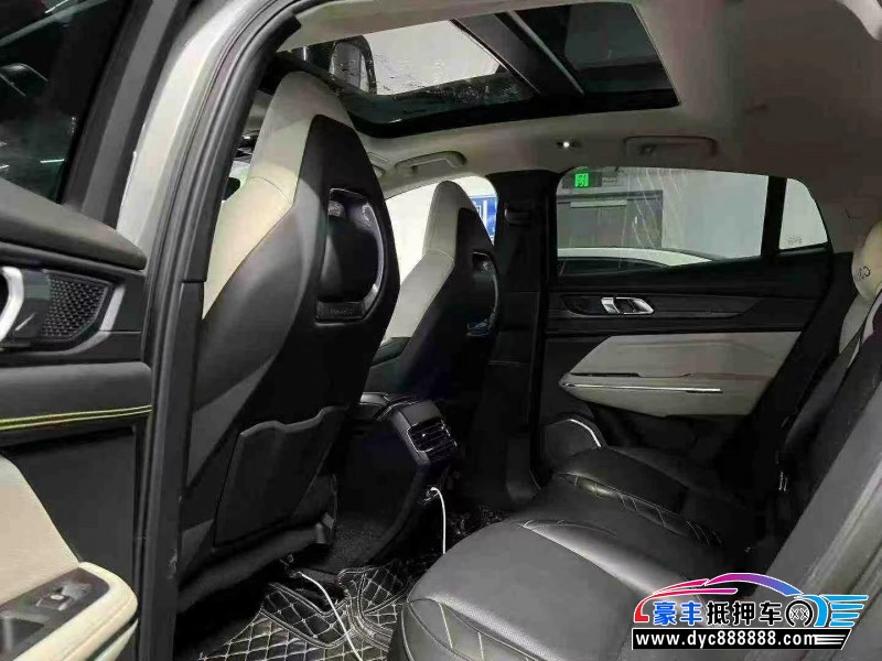 20年领克05轿车抵押车出售