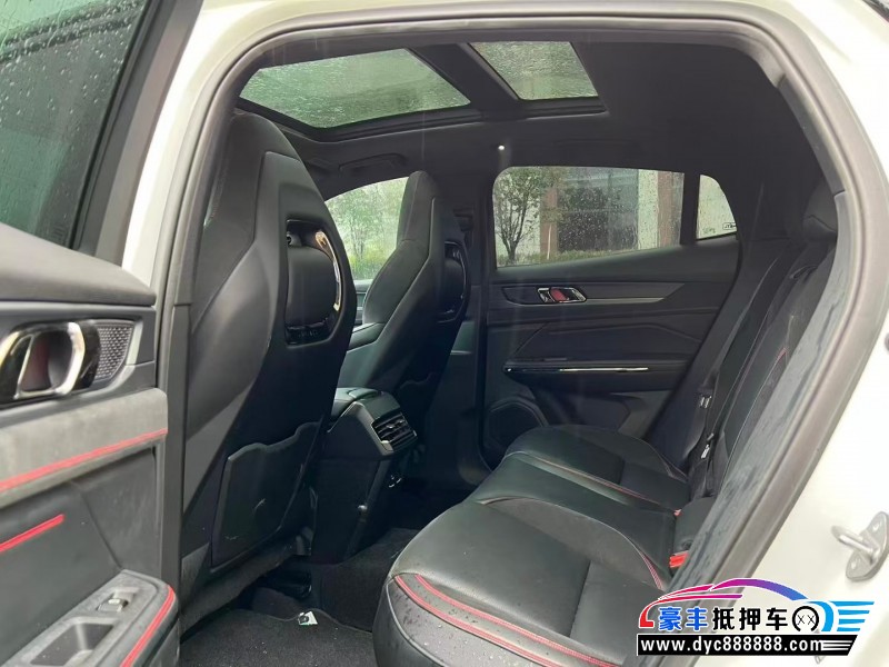 20年领克05轿车抵押车出售