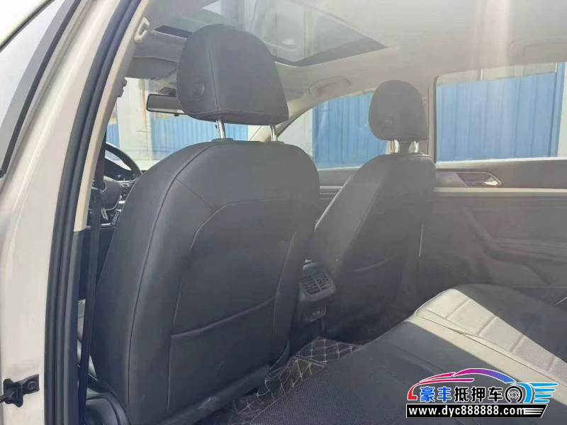 22年大众朗逸轿车抵押车出售