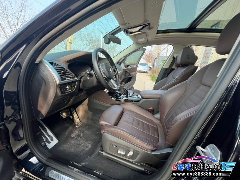 21年宝马X4SUV抵押车出售