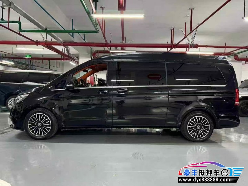 18年奔驰V轿车抵押车出售