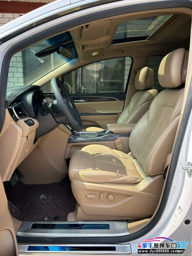 18年别克GL8MPV抵押车出售