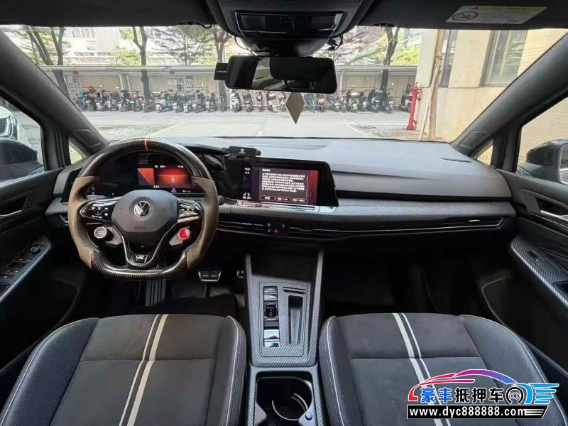 22年大众高尔夫轿车抵押车出售