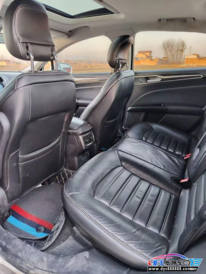 15年福特蒙迪欧轿车抵押车出售