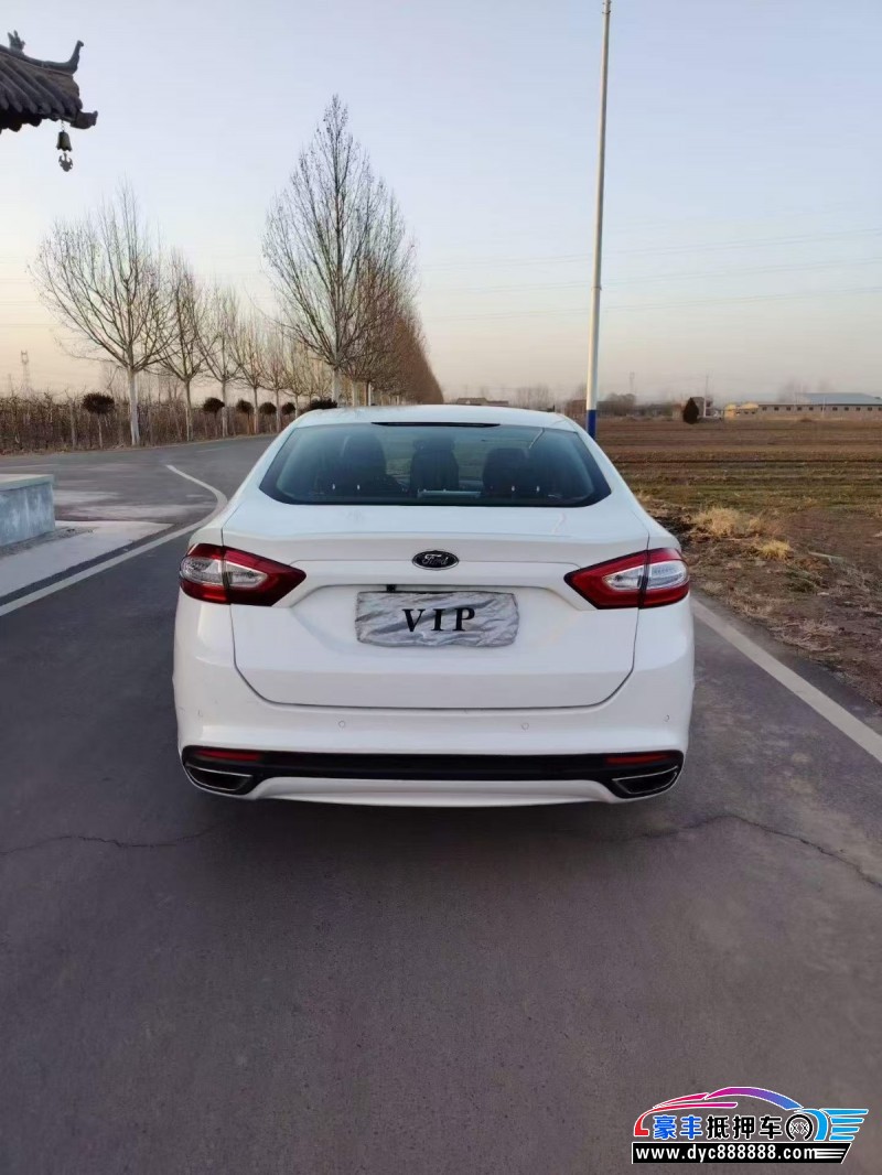 15年福特蒙迪欧轿车抵押车出售